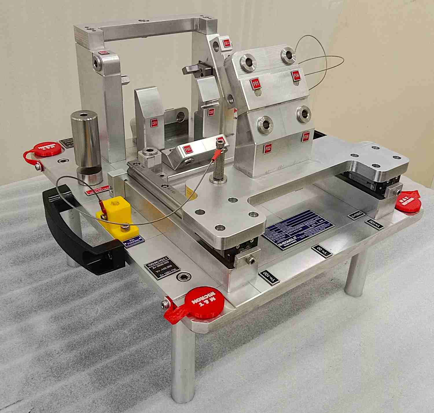 Automotive gap and flush checking fixture