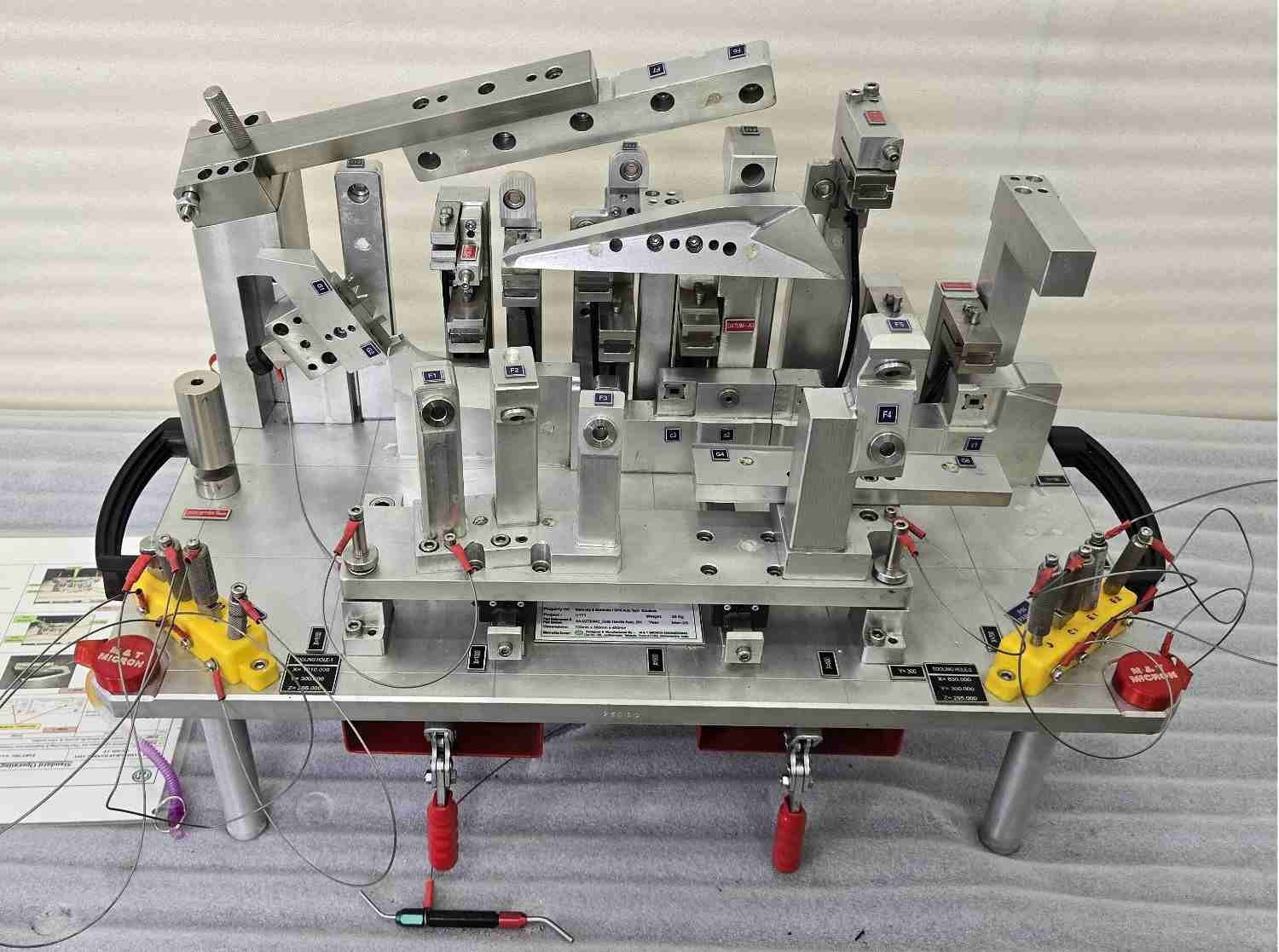 Grab Handle Assembly LH and RH Checking Fixture