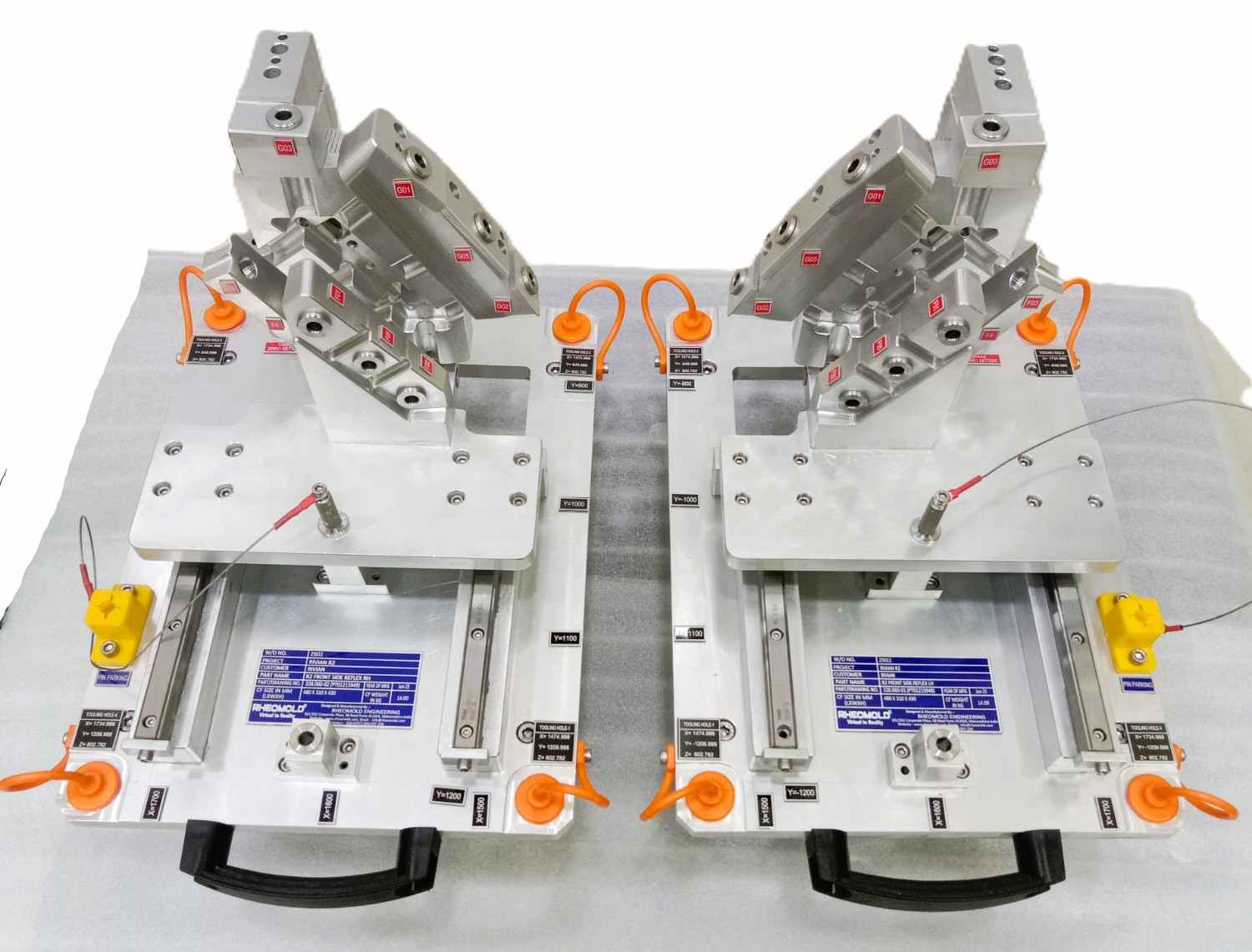 Automotive reflector checking fixture